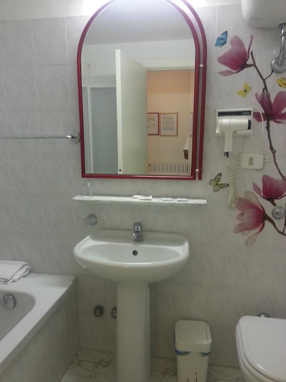 Camere Da Aldo In Centro Sirolo Værelse billede